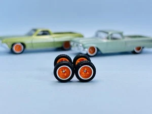 R490 Matchbox 1/64 Real Riders # Cut Tri Spoke Orange 10 mm Short Rubber Wheels - Picture 1 of 5