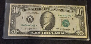 Vintage 1977 $10 Star Note - Unique Serial Number H00846403* - Rare Collectible - Picture 1 of 2