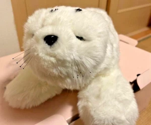 Seal Robot PARO Beautiful Maruei  Guinness Certified Animal Therapy Japan - USED - Picture 1 of 9