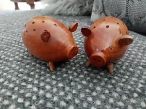 Zwei Holzschweinchen 🐷 50iger / 60iger Jahre 🐷 für Partyspiesse oder... - Bild 1 von 7