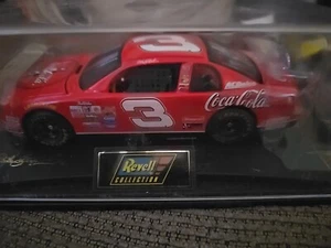 1998 COKE DALE EARNHARDT REVELL 1:18 - Picture 1 of 5