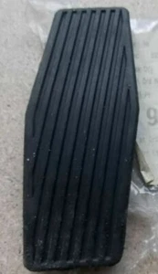 SAAB 9 5 throttle accelerator pedal rubber pad 1998 onwards - Picture 1 of 1