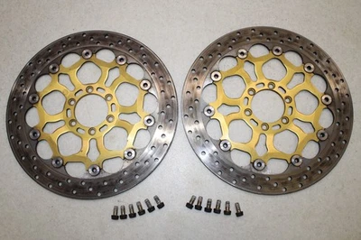 DISCOS DE FRENO DELANTEROS DUCATI 996 998 BREMBO OEM PERNOS OEM 916 748 996 998 Foto 1 de 2