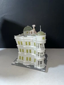 Gringotts Wizarding Bank and Gringotts' Dragon from the Bradford Harry Potter Vi - Picture 1 of 5