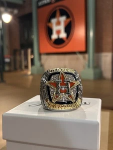 Houston Astros 2022 World Series Championship Jostens OVERSIZED Paperweight Ring - Picture 1 of 6