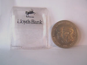 COIN, UNITED KINGDOM, CROWN, ROYAL WEDDING, CHARLES, DIANA, LLOYDS BANK, VINTAGE - Picture 1 of 5