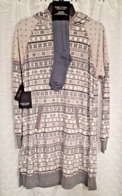 Simply Vera Wang Med Hooded Nightgown Sleep Shirt Socks Grey Pink NO Hanger - Image 1 of 4