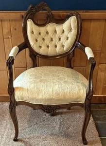 Antique French Provincial Louis XVI Rococo Off White Gold Tufted Chair - Picture 1 of 4