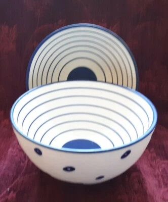 The Old Pottery Company Cuencos de Cereal Azul Marino y Blanco - Rayas, Círculos, Juego de Lunares/2 Foto 1 de 4