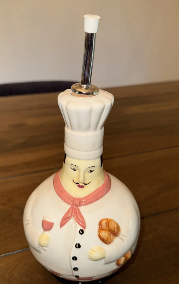 MILTON & LOUIS PINTADA A MANO CERÁMICA CHEF VINAGRE / BOTELLA DE ACEITE 8" DE ALTO Foto 1 de 4