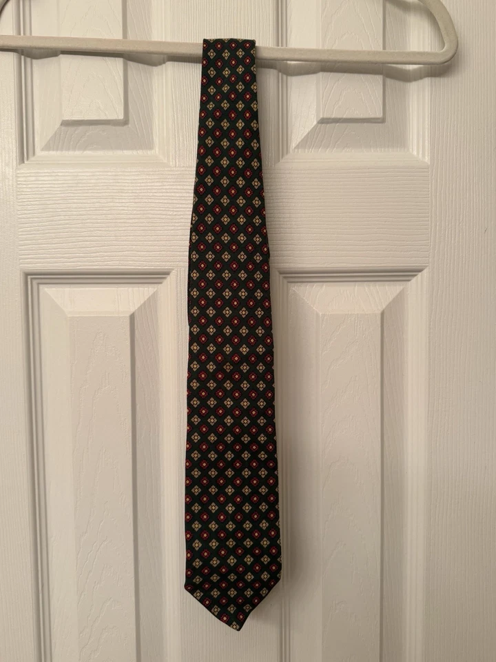 Pride of England All Wool Woven In Scotland Men's Tie Green & Red 100% Wool - Image 1 of 4
