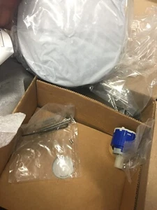 Moen Doux Einzelfunktion druckausgeglichenes Ventil nur Verkleidung UTS3203BN - Bild 1 von 3