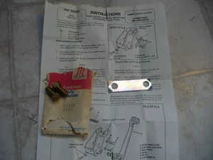 HARLEY 93339 BRAKE CONTROL MOUNTING LOCKPLATE AND HIGH GRADE BOLTS - Imagen 1 de 4
