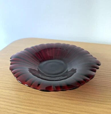 VINTAGE Old Cafe Royal Ruby Anchor Hocking Tray/Plate 1940s Depression Glass - Image 1 of 4