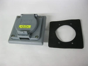 Receptáculo HUBBELL Twist-Lock L5-20R estanco 20a 125v con adaptador HBL2030AP - Imagen 1 de 7
