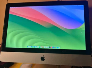 iMac 21,5 Zoll. Sequoia läuft einwandfrei-optisch im schönen u. sauberen Zustand - Bild 1 von 2