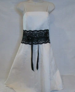 Urban Girl Nite Prom White with Black Lace Waist Size 7/8 Dress NWT - Picture 1 of 6