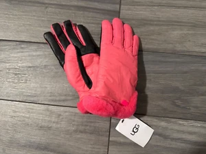 UGG WOMENS FAUX FUR LINED SHEARLING CUFF GLOVES, COSMO PINK, VENT, NWT, MEDIUM - Picture 1 of 2