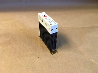 Carlo Gavazzi RN1A48D20E Semiconductor Contactor 5-32 VDC   (KB) - Image 1 of 4