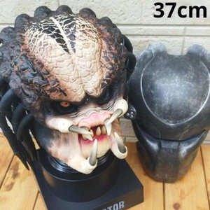 Predator Head figure only Complete Blu-ray Collection w/o outer box and Blueray - Picture 1 of 9