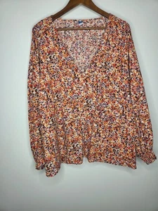 Old Navy zierliche geblümte Damenbluse mit Knopfleiste und V-Ausschnitt Größe 3X feminines Landhaus - Bild 1 von 9