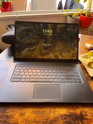 Notebook MSI Modern 15 A11ML-458XIT - Immagine 1 di 3