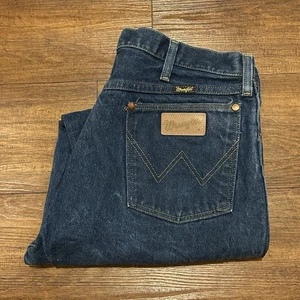 Vintage Wrangler Jeans Cowboy Cut Bootcut Mens 38x30 Made In USA Blue 13MWZ - Picture 1 of 12