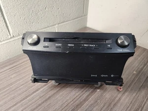 LEXUS 2017 IS300 UNIDAD DE COMANDO DE RADIO RECEPTOR BOTÓN DE CONTROL INTERRUPTOR - Imagen 1 de 9