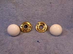 Vtg Old Salvage Plain White Porcelain & Brass Doorknob Knob Lot AS-IS CONDITION - Picture 1 of 17