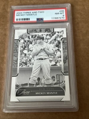 Panini Three And Two #95 Mickey Mantle 2024 Salón de la fama SP 36/99 PSA 8 POP 1 con 1 clasificación+ Foto 1 de 4