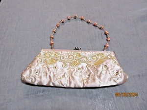 Vintage Chateau Handbag Peach w/Golden Sequins & Tiny Beads Handle w/Fine Fabric - Picture 1 of 11