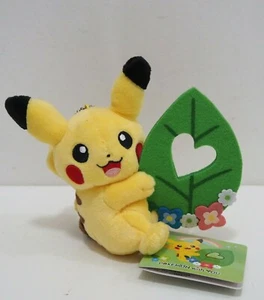 Pikachu Pokemon With You Flower Center 2016 Peluche 5" Mascota TAG Muñeca Japón  - Imagen 1 de 7