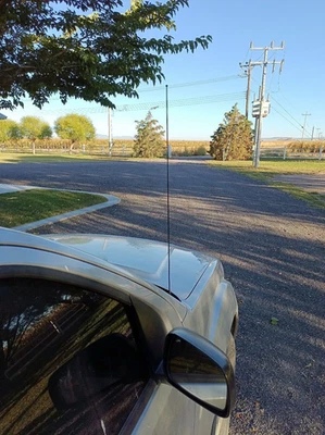 31" inch Black Stainless Antenna Mast Radio AM/FM for Nissan Frontier 1998-2023 - Image 1 of 4