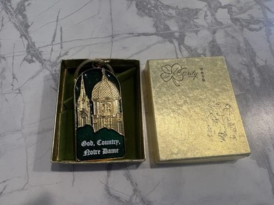 Vintage 1970’s Notre Dame Fighting Irish Key Chain. Never Used. - Image 1 of 4