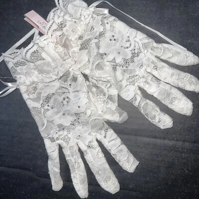 NUEVO CON ETIQUETAS Victoria's Secret O/S GUANTES DE ENCAJE BLANCO cristalizados NOVIA NOVIA DAMA DE HONOR Foto 1 de 3