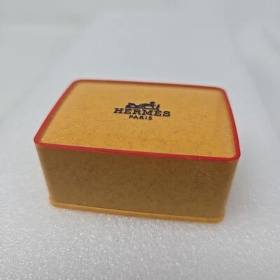 Jabón de viaje vintage Hermes Rocabar en estuche de viaje 25 g Foto 1 de 4