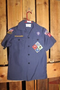 Boy Scouts of America BSA Youth Shirt Medium Cub Blue - Picture 1 of 5