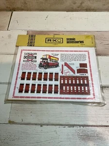 RIKO SCENIC ACCESSORIES LONDON GENERAL 1920 BUS AEC “S” TYPE, OO, Vintage 1973 - Picture 1 of 2
