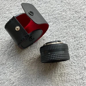 Prakticar Pentacon 1: 1.8 f=50mm MC Camera Lens ( Praktica PB Mount ) - Picture 1 of 7