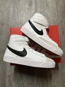 Nike Blazer Mid '77 Big Kids Youth Basketball Shoes Size 2Y White/Black - Picture 1 of 5