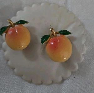 Retro 1960s Peaches Peach Brooches Brooch Pendent  - Picture 1 of 3
