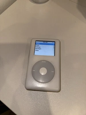 Apple iPod 20 GB Photo 4th Generation - White A1099 AS-IS! for Parts - Image 1 of 4