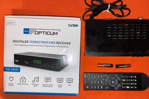 Opticum T90 Receiver DVB-T/T2 FULL HD TV HDTV Terrestrischer USB HDMI SCART - Bild 1 von 4