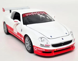 Maisto 1/24 - Maserati Coupe Trofeo Red / White Diecast Scale Model Car - Picture 1 of 7