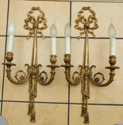 Apliques de 2 luces de pared vintage de latón estilo Luis XVI enormes de más de 23" pesados ornamentados Foto 1 de 4