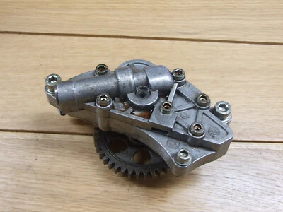 Ducati multistrada 1000DS 1100DS oil pump + fitting bolts complete - Image 1 of 2