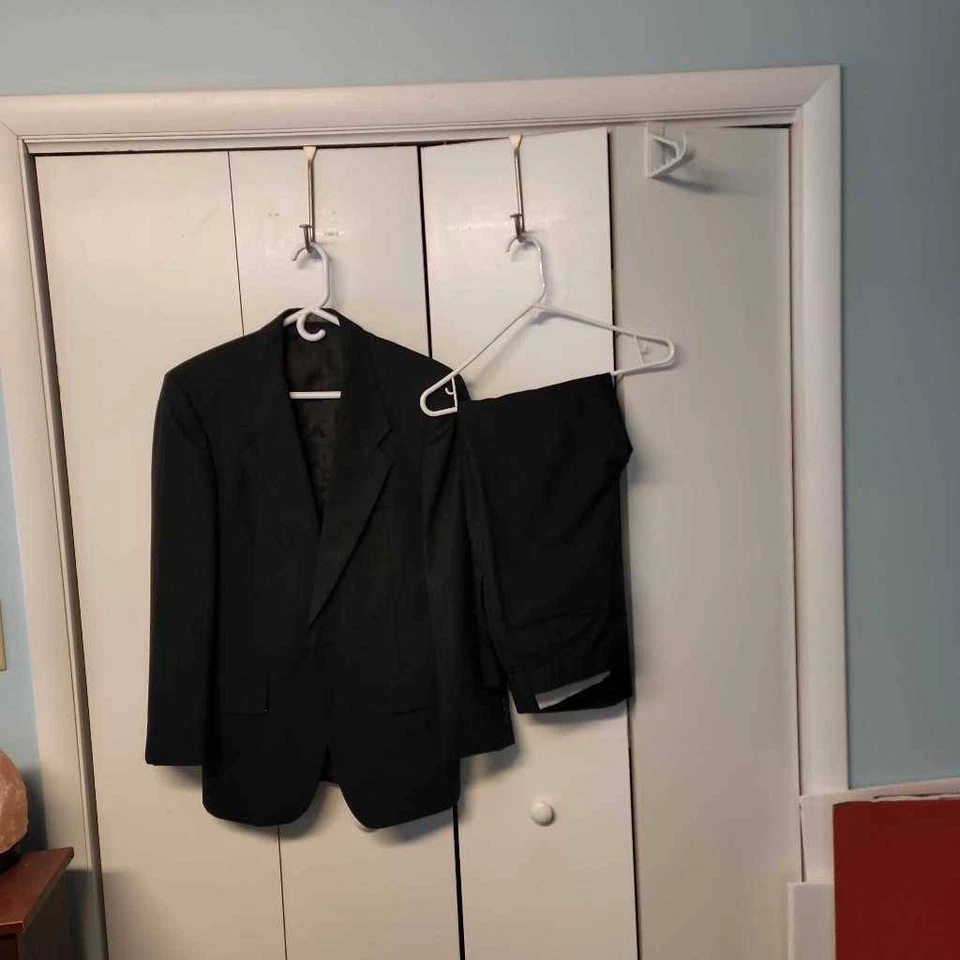 Conjunto de traje de dos botones Mappelli De Milano para hombre bolsillos negros 100 % lana M 38R 32/27 Foto 1 de 4