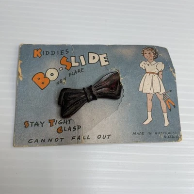 Vintage 1950’s KIDDIES BO-SLIDE Bakelite Hair Clasp On Original Card - image 1 of 4