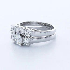 1,65 kt D-VS2 runde natürliche zertifizierte Diamanten 18 Karat klassisch passendes Braut-Set - Bild 1 von 2