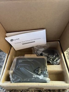 New in Box TP-LINK MC220L Gigabit SFP Media Converter - Photo 1/2